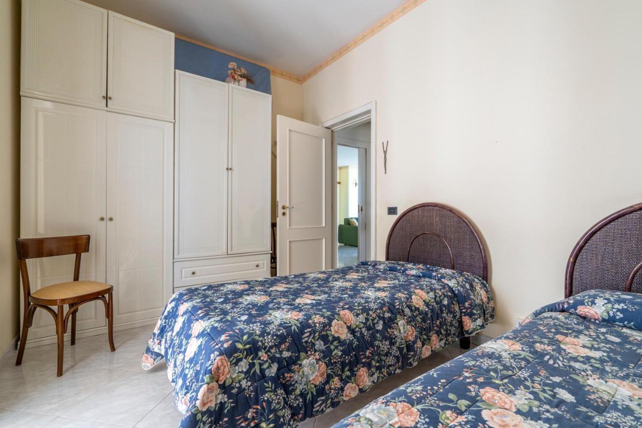 Grazia Attic Apartment With Terrace ตรานิ ภายนอก รูปภาพ