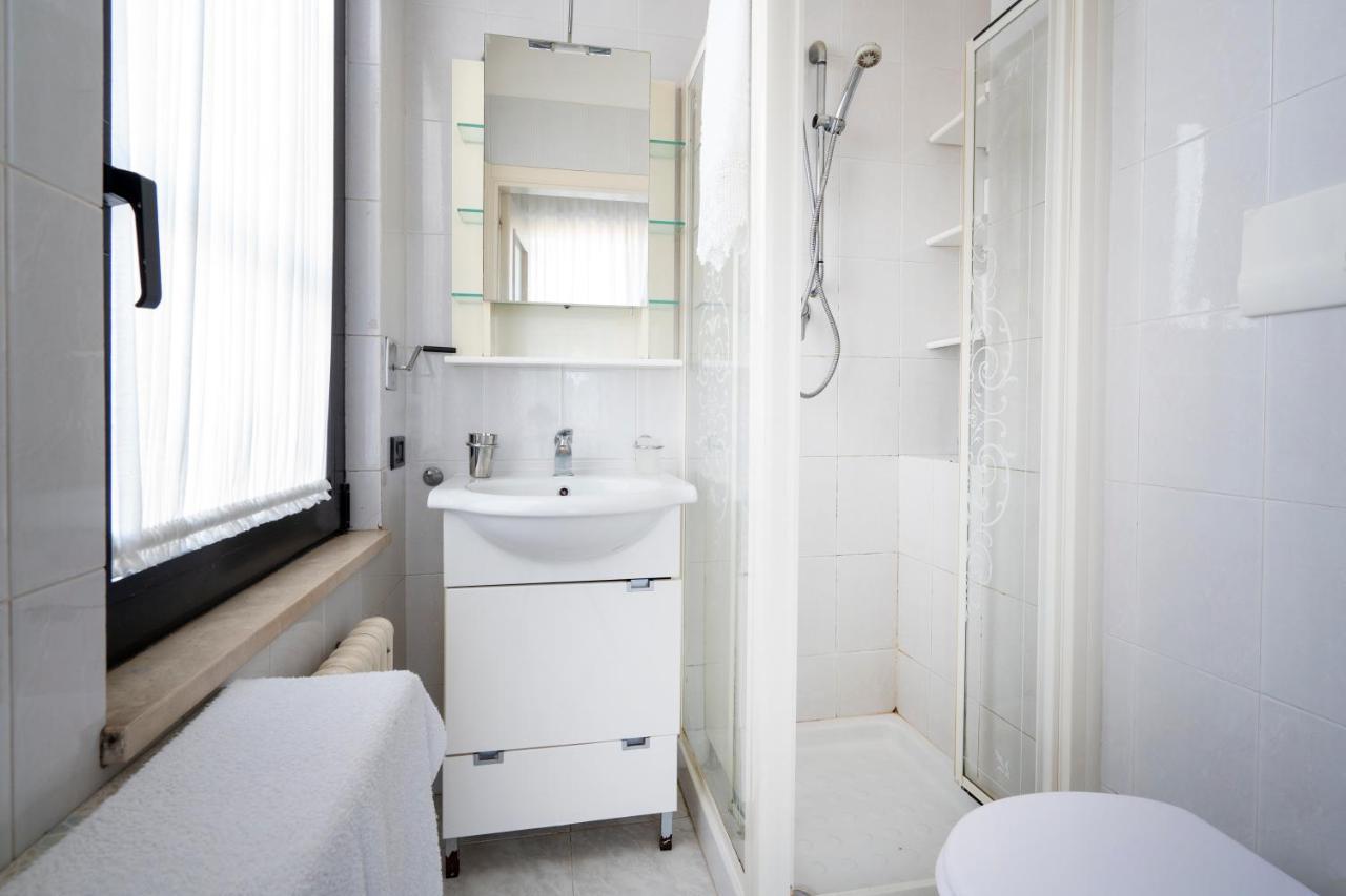 Grazia Attic Apartment With Terrace ตรานิ ภายนอก รูปภาพ